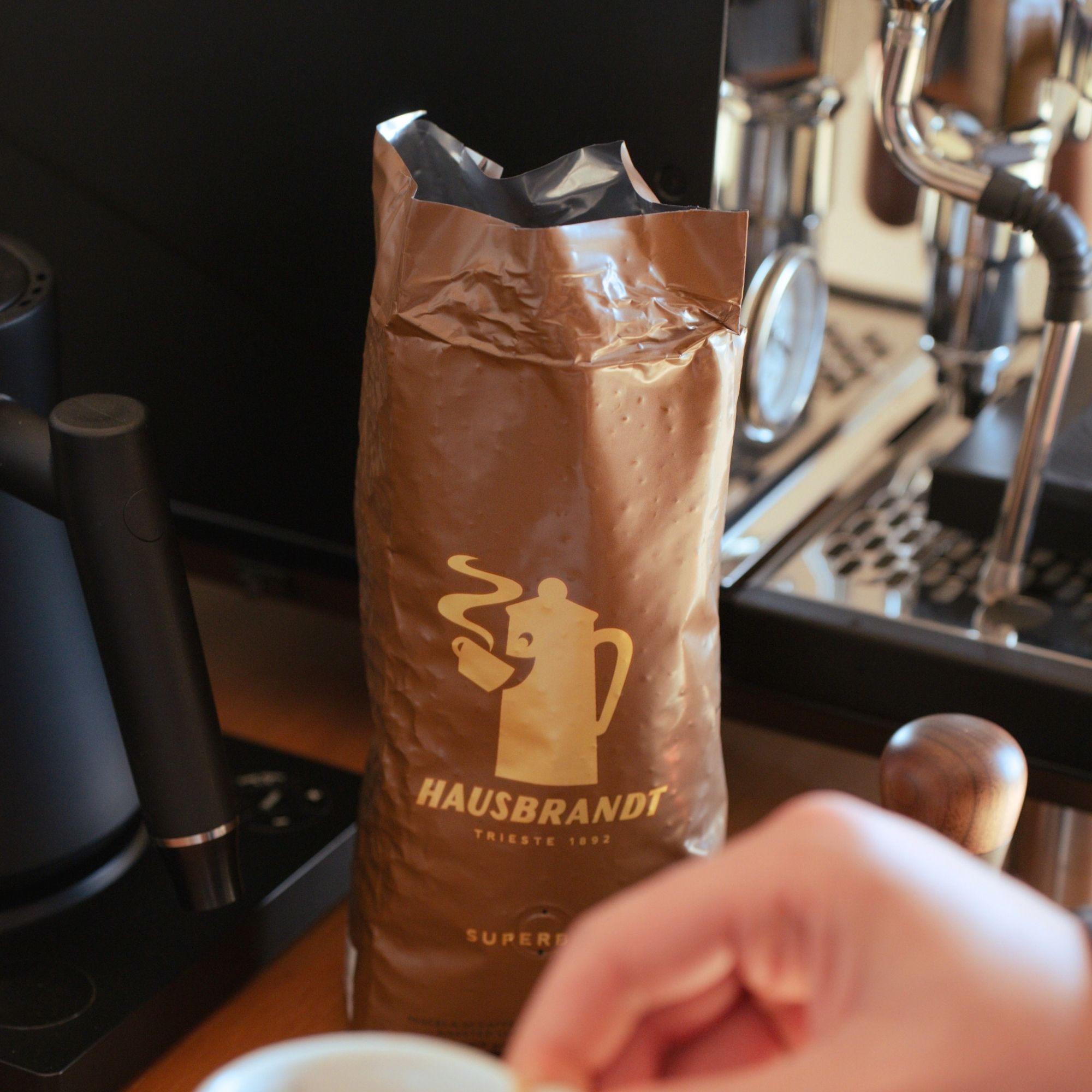 Hausbrandt Superbar Duo - Coffee Beans (2 x 500g)
